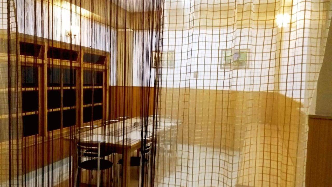 Hotel The Oak Tawang Eksteriør billede